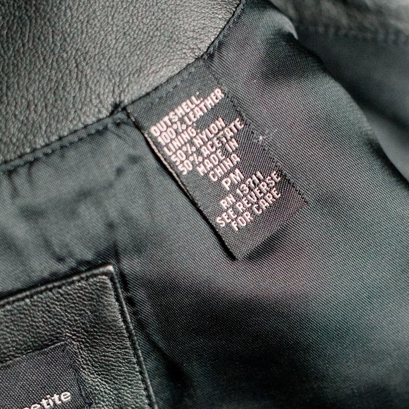 Vintage 90's Black Leather Moto Zip Up Vest - Women's Size Medium Petite - Picture 11 of 12